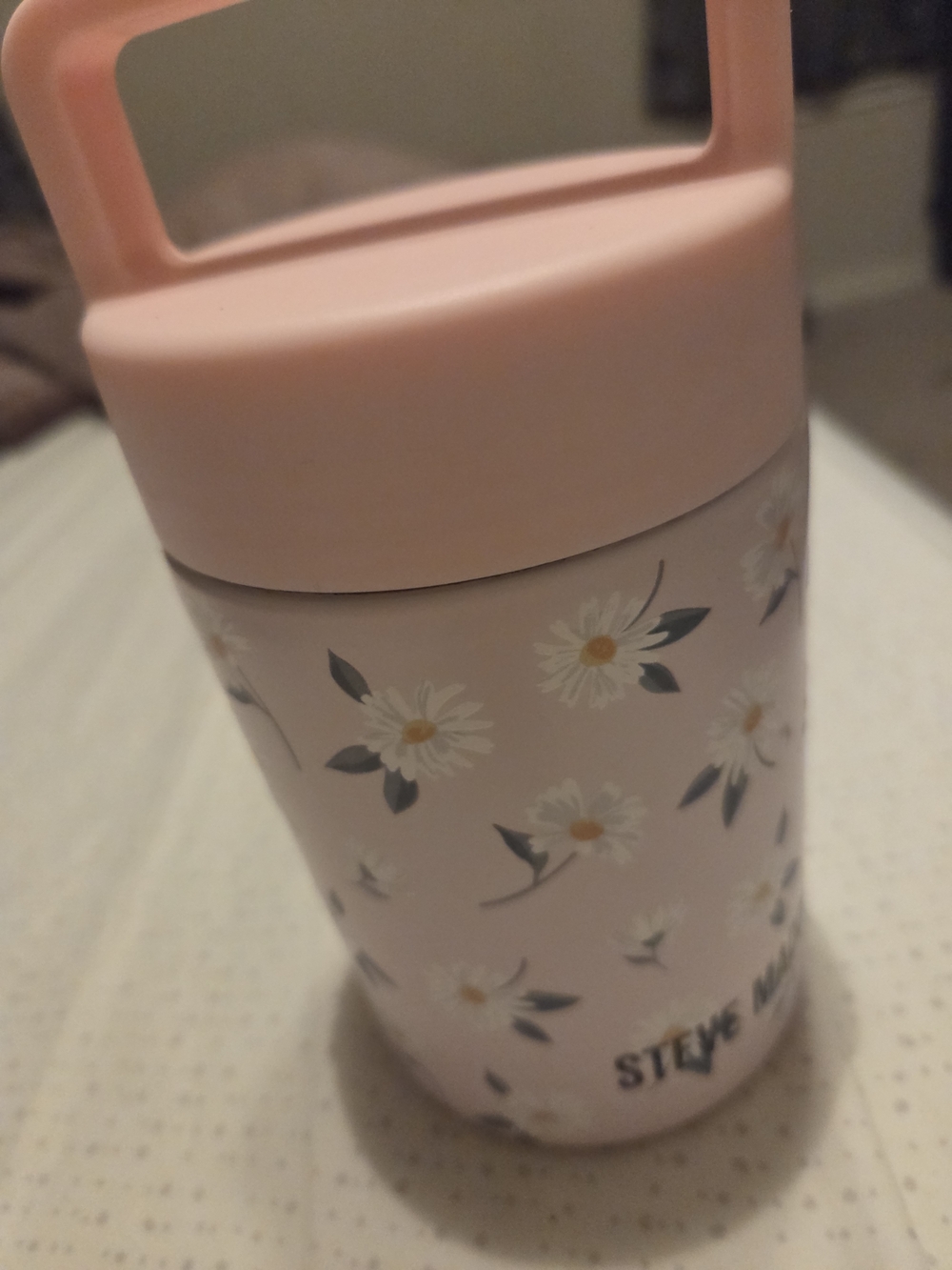 Steve Madden Pink Daisy Insulated Food Storage